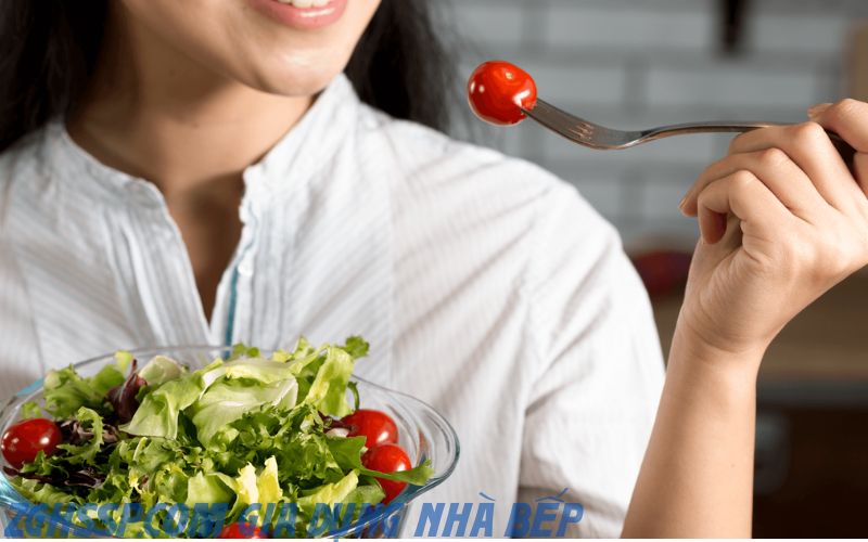 Bí Quyết Làm Món Salad Đầy Dinh Dưỡng với Máy Cắt Rau Củ